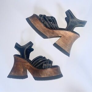 Vintage Boho 90s Chunky Strappy Leather Wooden Platform Sandals